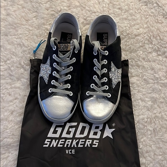 Authentic Golden Goose Super-Star Low Top Sneaker Sz 7 - Picture 2 of 7